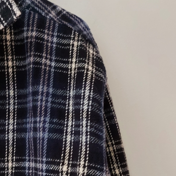 Field & Stream long sleeve plaid shirt - Picture 6 of 10